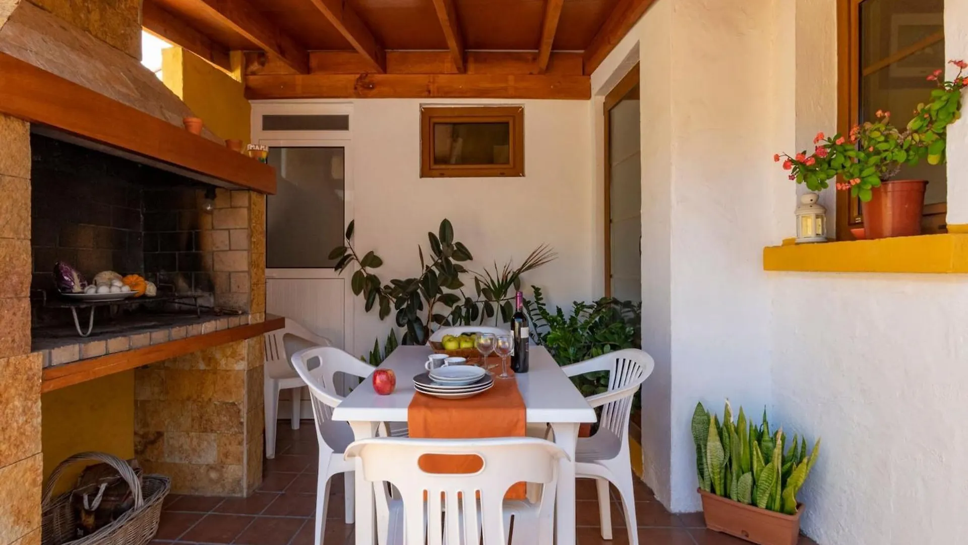 Rural Holiday Home In Agaete With Pool Spanje